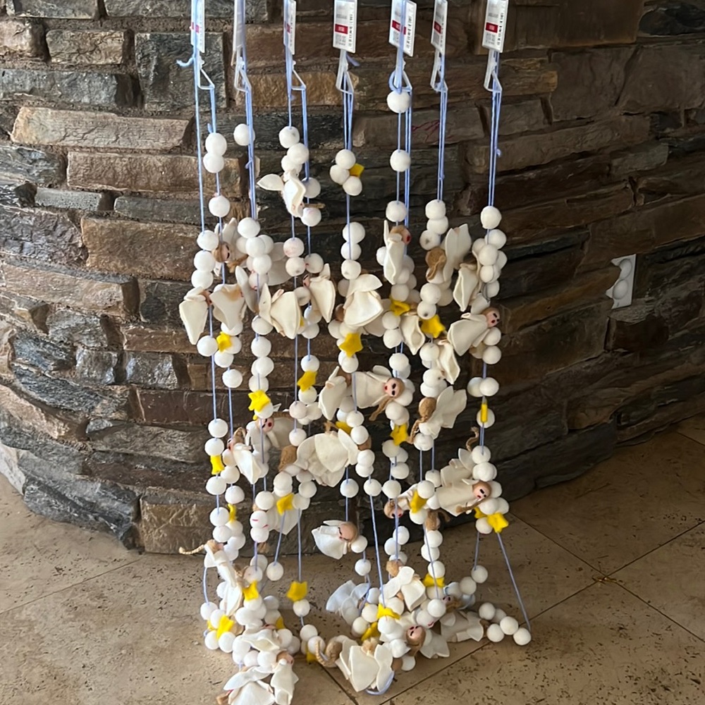 New with tag Ashland angel garland all 7 together
